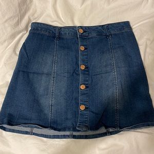 Celebrity pink button jean skirt